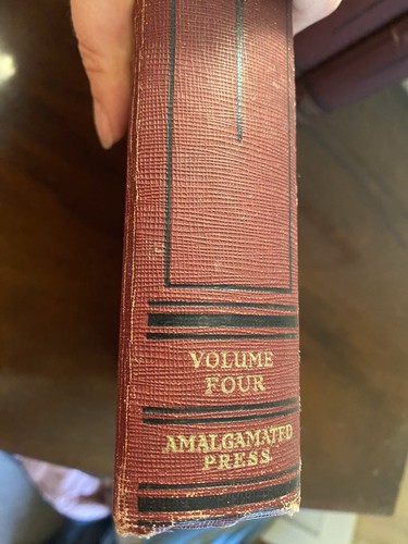 Volume four the war - 4,